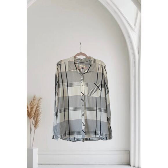 Universal Thread Woman’s Rayon Button Down Shirt XXL - Picture 1 of 7